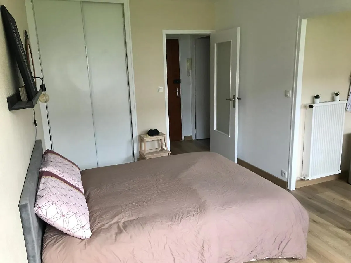 Cosylocation La Varende 10 رينز